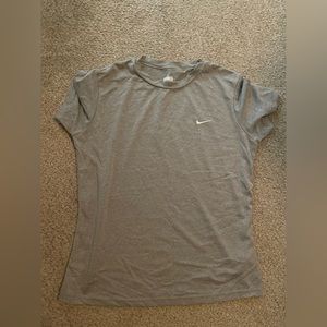 Nike Dri-FIT Light Gray Women’s T-Shirt-Size M